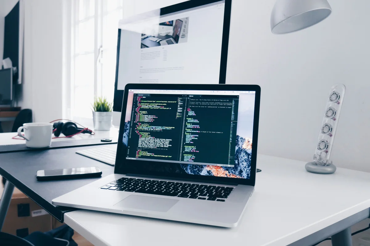 Devenir revendeur d\'hébergement web : l\'alternative DirectAdmin à cPanel et Plesk